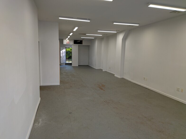 More Photos Of 1450 Flatbush Ave, Brooklyn Storefront Retail Residential For Lease