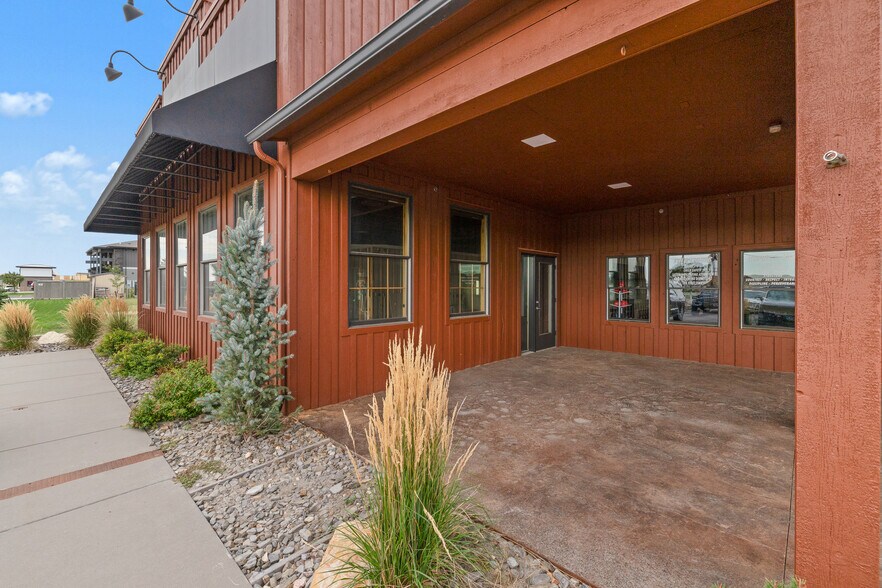 More Photos Of 5955 Mt Rushmore Rd, Rapid City Storefront Retail Office For Sale