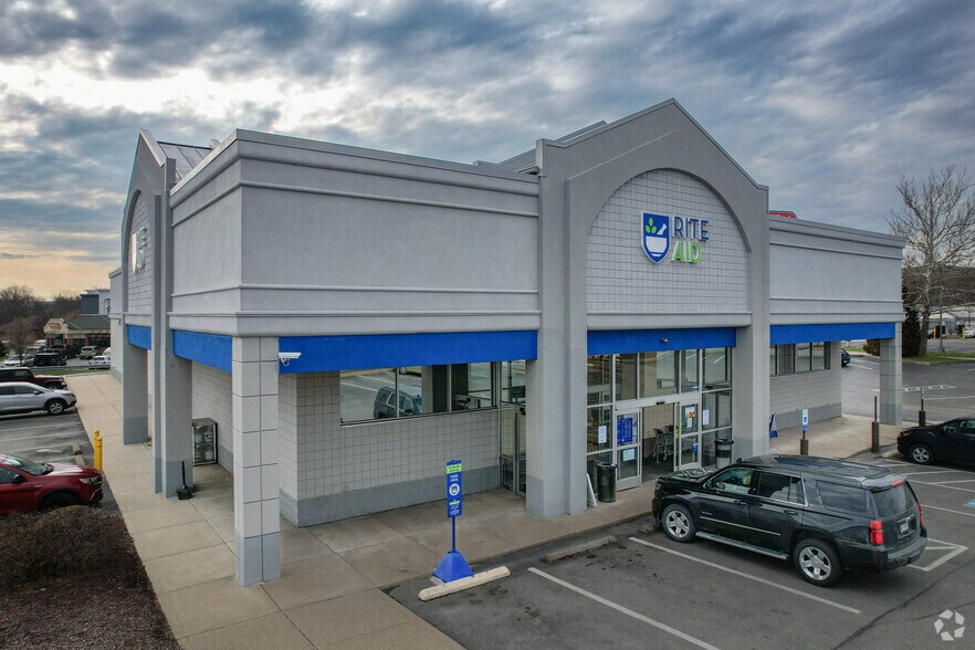 Primary Photo Of 843 Rostraver Rd, Belle Vernon Drugstore For Sale