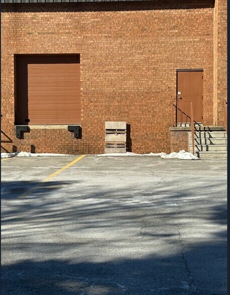 More Photos Of 152 Blades Ln, Glen Burnie Research And Development For Lease