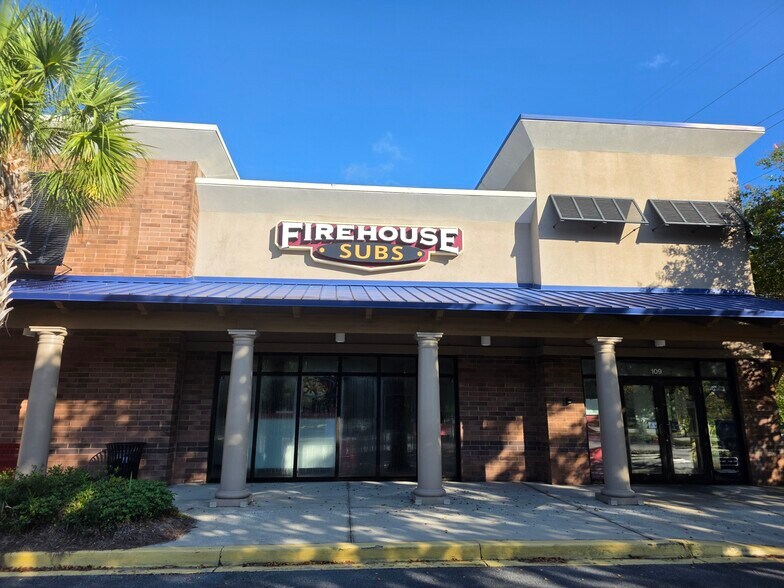 More Photos Of 32 Malphrus Rd, Bluffton Freestanding For Lease