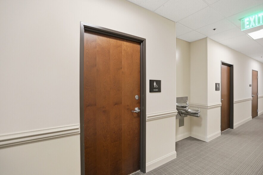 More Photos Of 75 Baylor Dr, Bluffton Medical For Lease