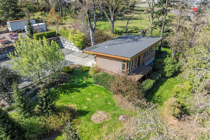 More Photos Of 3239 Cascade Ave, Hood River Office Residential For Lease