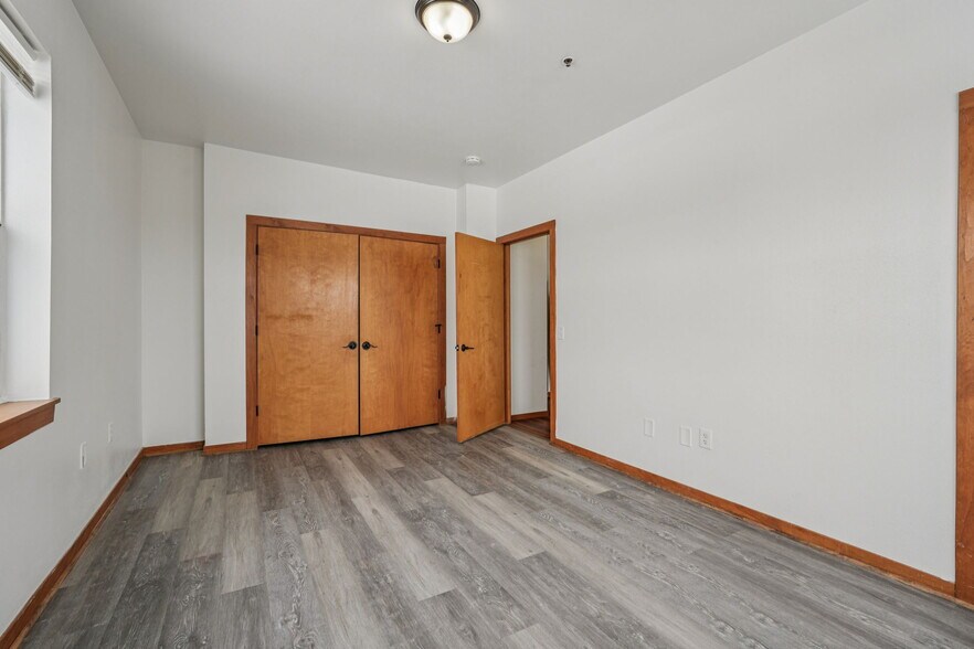 More Photos Of 134 Main St, Racine Apartments For Sale