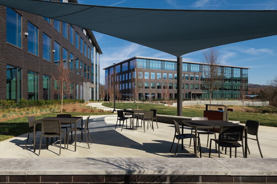 More Photos Of 5511 Virginia Way, Brentwood Office For Lease