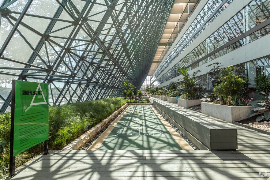 More Photos Of 84 NE Loop 410, San Antonio Coworking Space