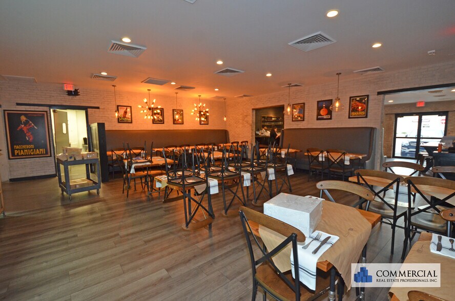 More Photos Of 1407-1409 N Orange Ave, Orlando Restaurant For Sale