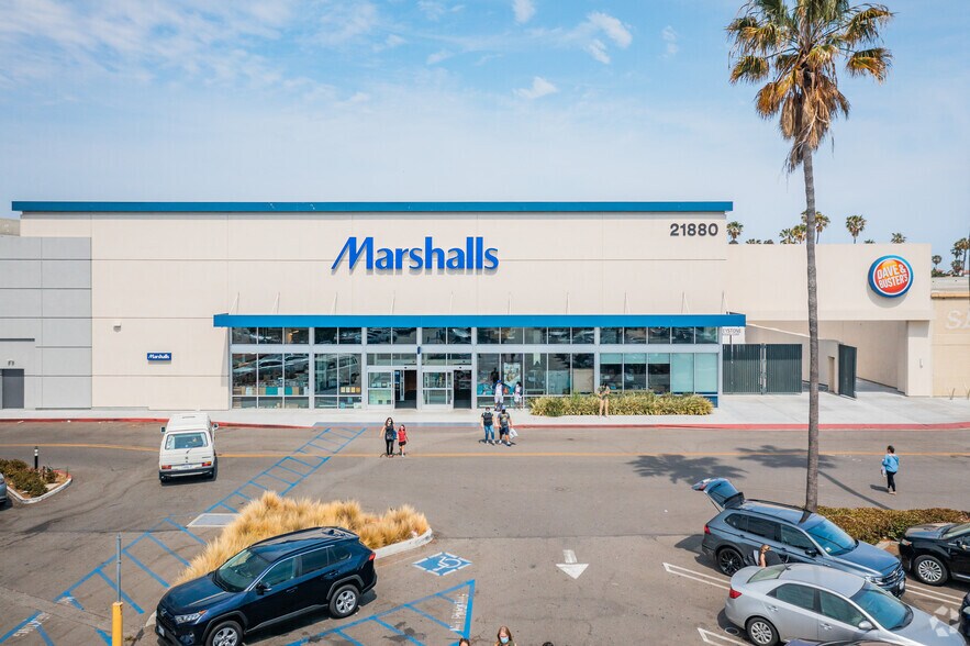 More Photos Of 21712 Hawthorne Blvd, Torrance General Retail For Lease