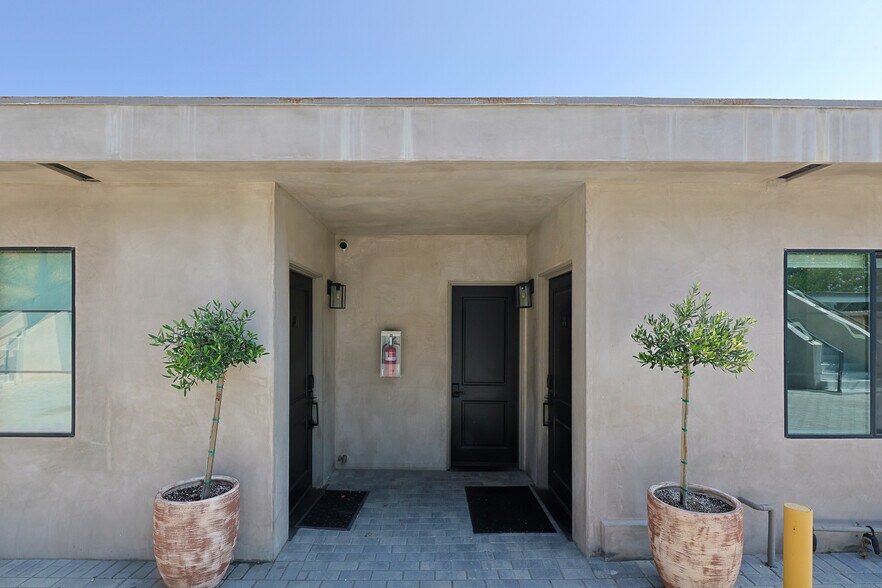 More Photos Of 22227 Pacific Coast Hwy, Malibu Apartments For Sale