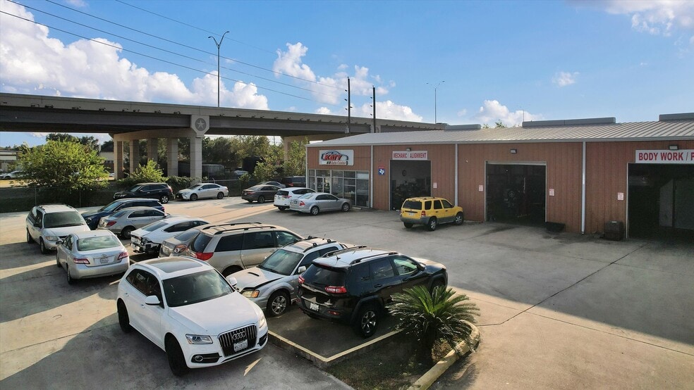 More Photos Of 17306 Alief Clodine Rd, Richmond Auto Repair For Sale