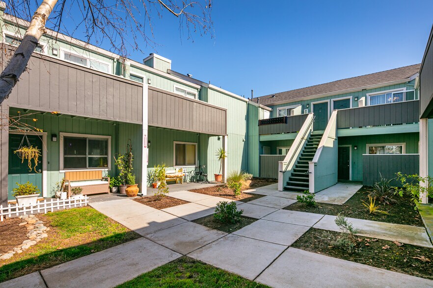 More Photos Of 5000 El Camino Ave, Carmichael Apartments For Sale