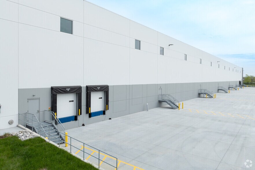 More Photos Of 8500 Reilly Ave, Saint Louis Warehouse For Lease