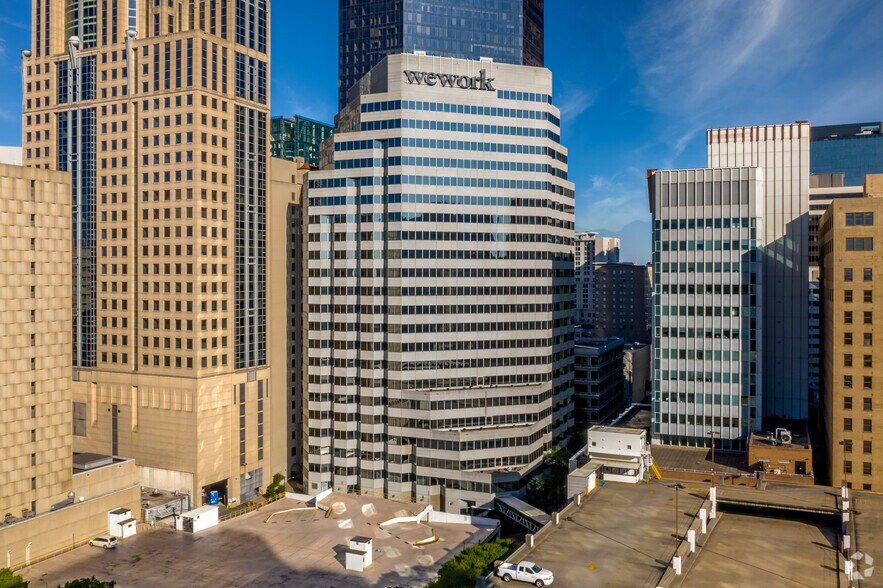 Primary Photo Of 128 S Tryon St, Charlotte Office For Lease