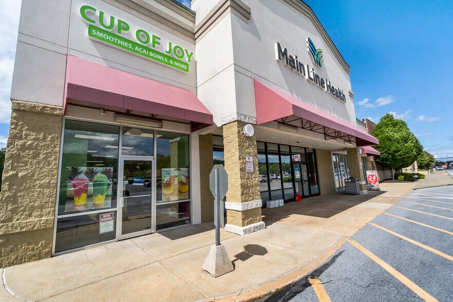 More Photos Of 3411 Lincoln Hwy, Thorndale Storefront For Sale