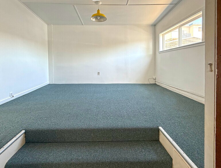 More Photos Of 1053 San Pablo Ave, Albany Storefront Retail Residential For Lease