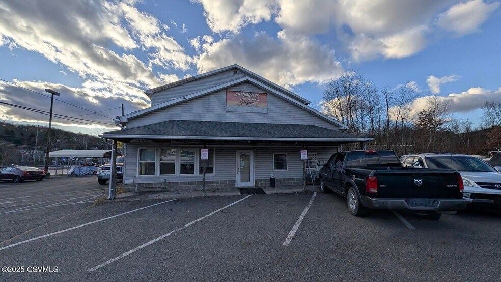 More Photos Of 11205 State Route 61, Mount Carmel General Retail For Sale