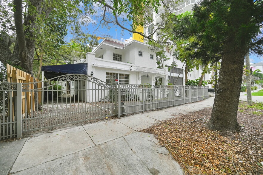 More Photos Of 452 NE 30th St, Miami Land For Sale