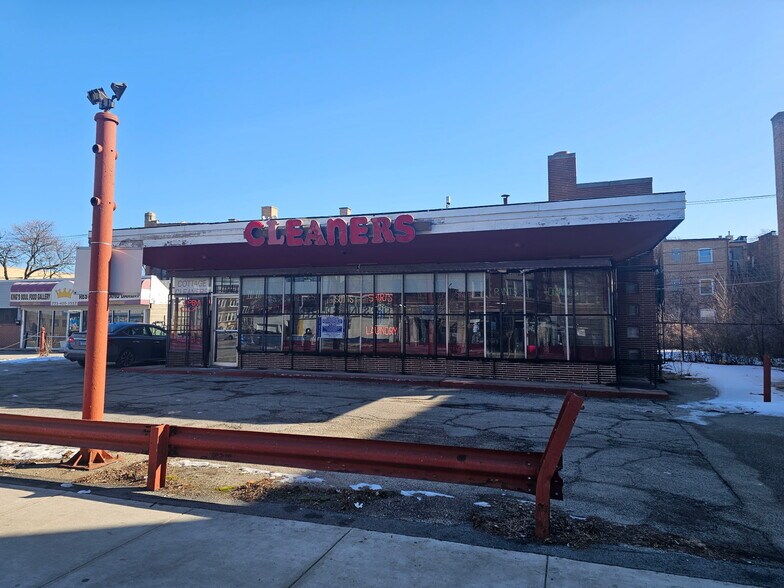 More Photos Of 8115 S Cottage Grove Ave, Chicago Flex For Sale