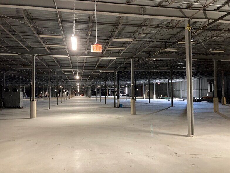 More Photos Of 53 Manning Rd, Enfield Warehouse For Lease