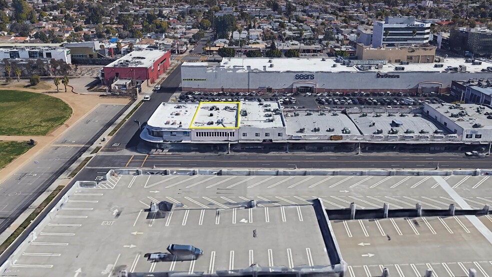 More Photos Of 6450 Bellingham Ave, North Hollywood Storefront Retail Office For Sale