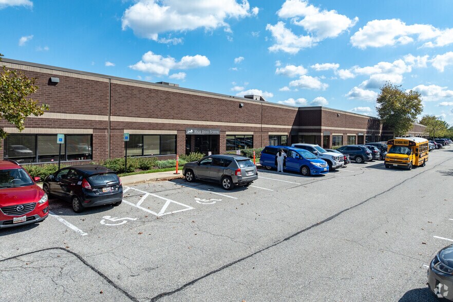 More Photos Of 1131 Benfield Blvd, Millersville Research And Development For Lease