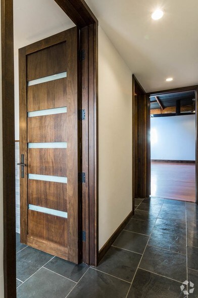 More Photos Of 3109-3117 W Temple St, Los Angeles Loft Creative Space For Lease