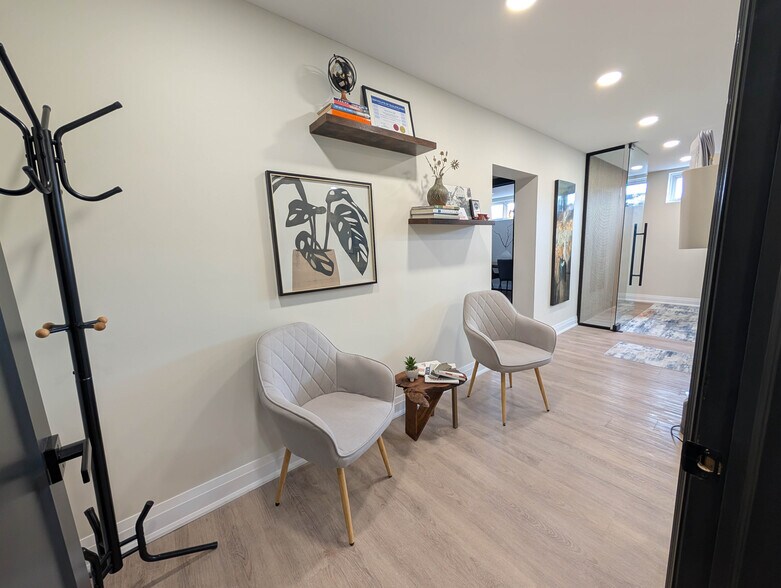 More Photos Of 172-174 Eastchester Ave, St Catharines Medical For Lease