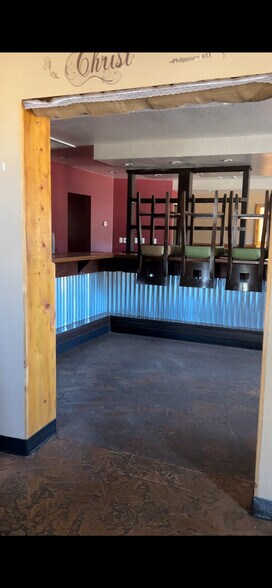 More Photos Of 10052 S Highway 69, Mayer Restaurant For Lease