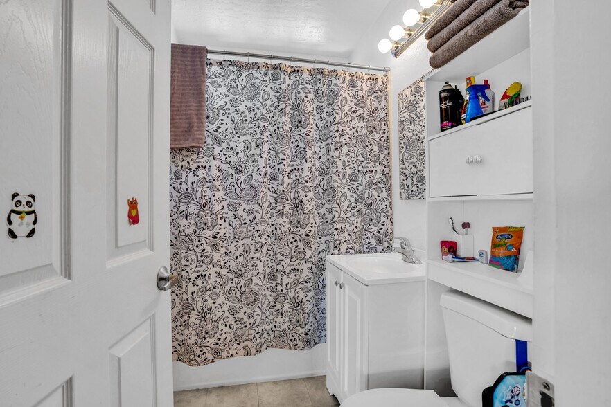 More Photos Of 25-45 W 10th St, Pittsburg Apartments For Sale