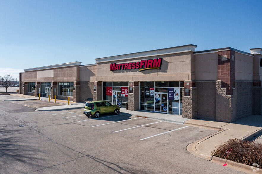 More Photos Of N Randall Rd & Mckee St @ McKee St, Batavia Unknown For Lease
