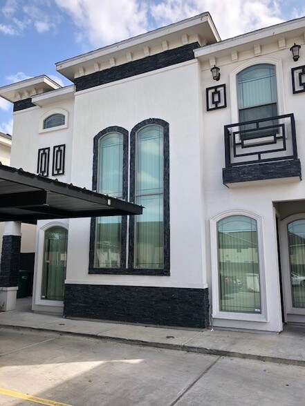 Primary Photo Of 1407 W Kiwi Ave, Pharr Apartments For Sale