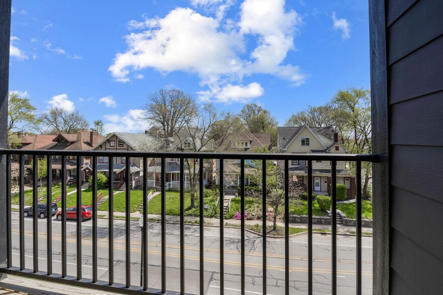 More Photos Of 2226-2232 Central Ave, Indianapolis Apartments For Sale