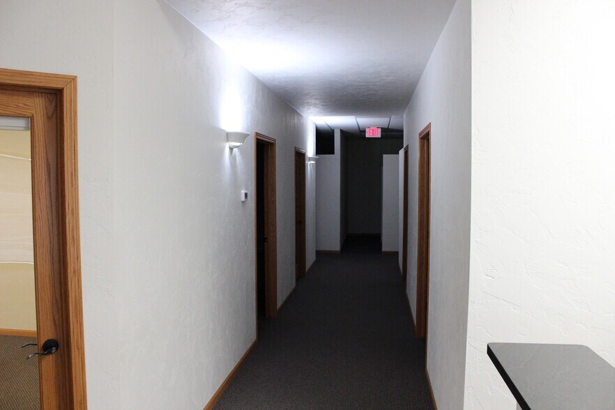 More Photos Of 1521 Randolph Rd, Janesville Medical For Lease