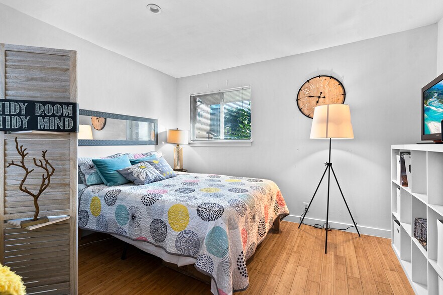 More Photos Of 2523 Durwood St, Austin Apartments For Sale
