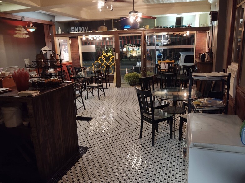 More Photos Of 313 Fairfield Ave, Bellevue Storefront Retail Residential For Sale