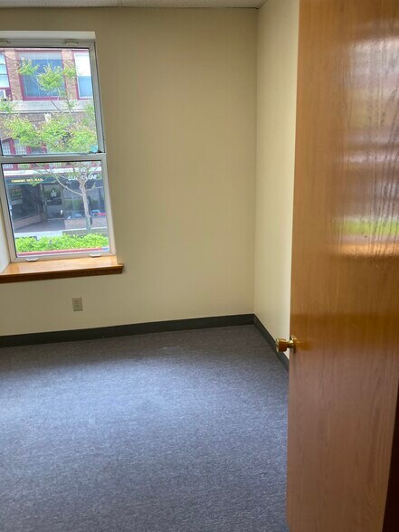 More Photos Of 102 East State Street, Ithaca Loft Creative Space For Lease
