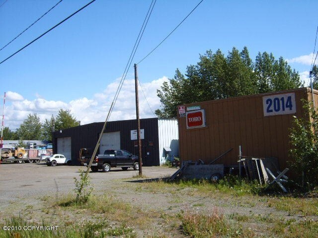 More Photos Of 2014 N Post Rd, Anchorage Warehouse For Lease