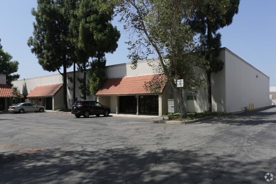 Primary Photo Of 1322-1330 W 9th St, Upland Warehouse For Lease