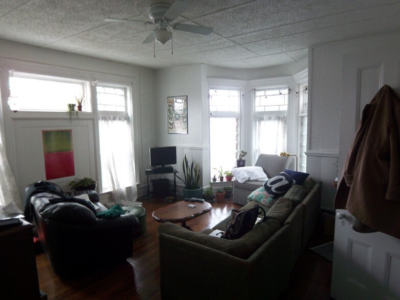 More Photos Of 375 Richmond Ave, Buffalo Apartments For Sale