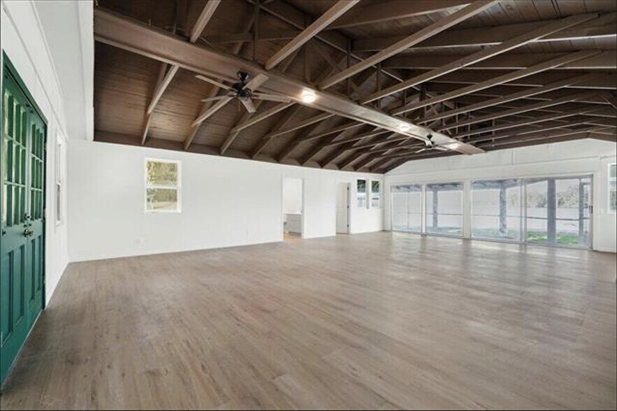 More Photos Of 13555 County Road 13 N, Saint Augustine Specialty For Sale