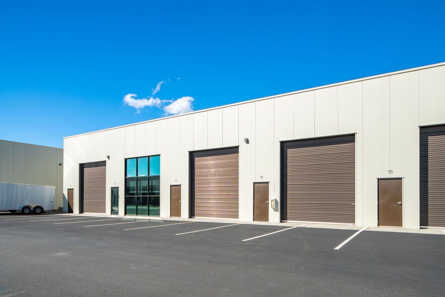 More Photos Of 2700 N Lake Valley Rd, Prescott Valley Light Manufacturing For Sale