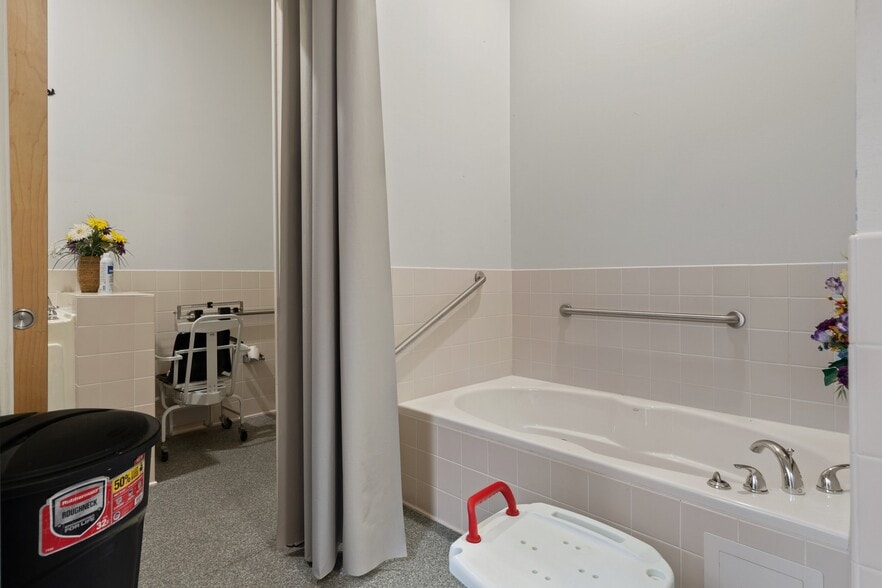 More Photos Of 311 NE 4th Ave, Crystal River Healthcare For Lease