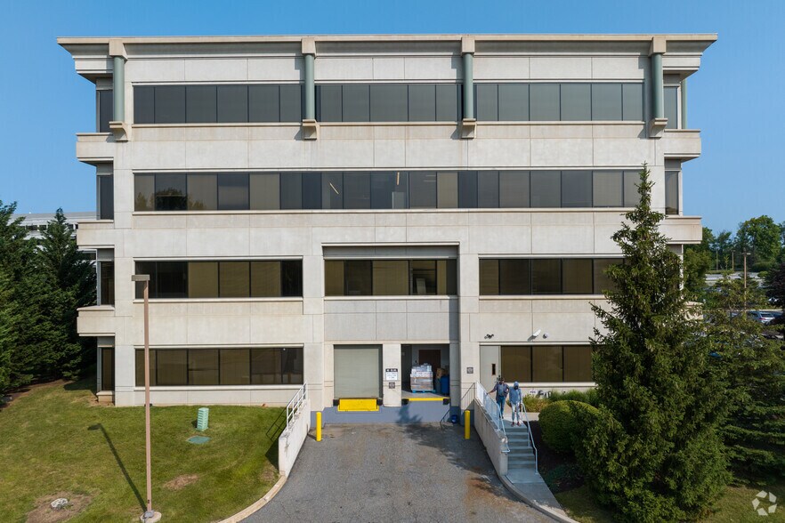 More Photos Of 2201 Renaissance Blvd, King Of Prussia Office For Lease