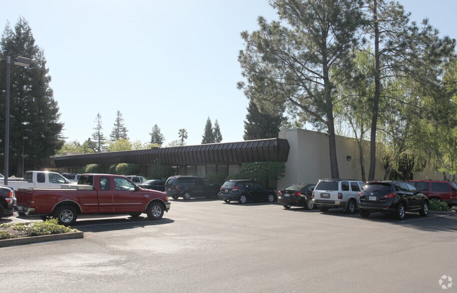 More Photos Of , Sacramento Multifamily For Sale