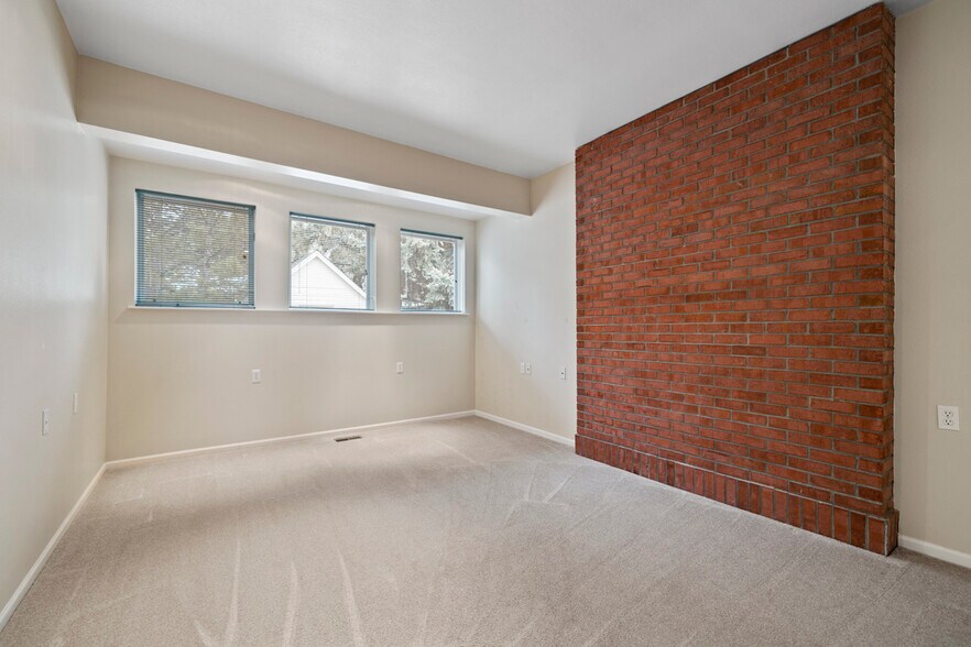 More Photos Of 7690 Carlson Ct, Fort Collins Warehouse For Sale