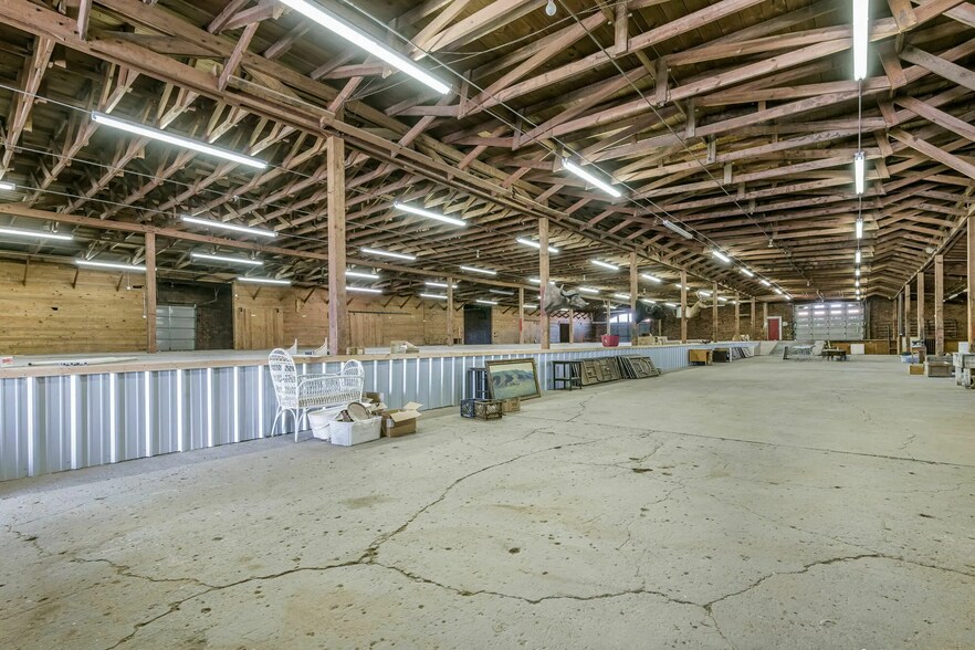 More Photos Of 904 S Grant St, Amarillo Distribution For Lease