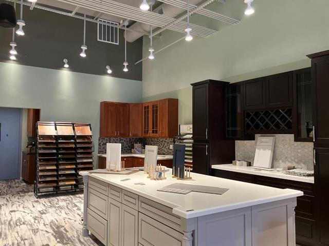 More Photos Of 2092 Concourse Dr, San Jose General Retail For Lease