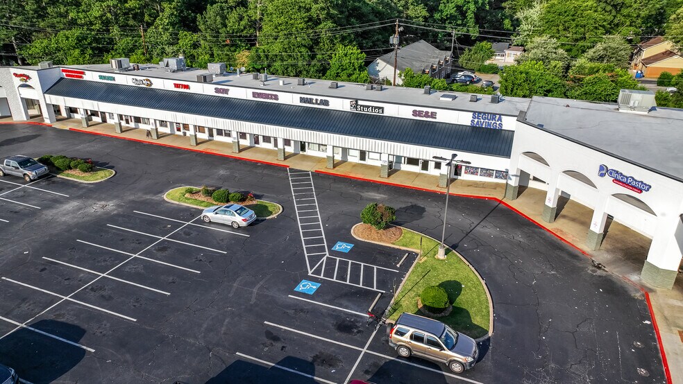 More Photos Of 6570 Tara Blvd, Jonesboro Storefront For Lease
