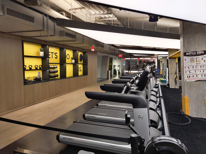 More Photos Of 1201 New York Ave NW, Washington Office For Lease