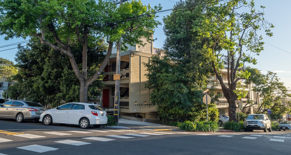 More Photos Of 1700 Spruce St, Berkeley Apartments For Sale